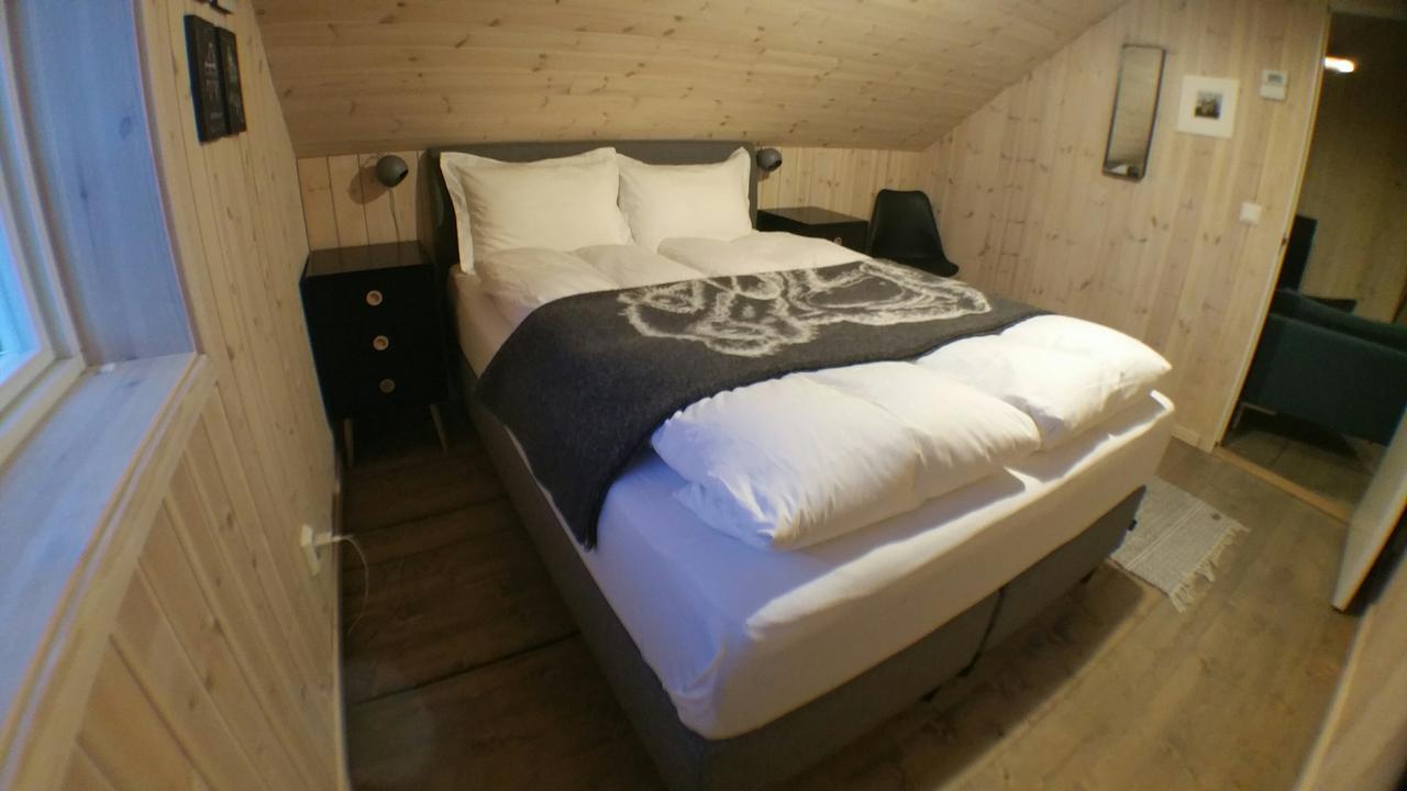 Lysvoldbrygga Bed and Breakfast Henningsvær Eksteriør billede