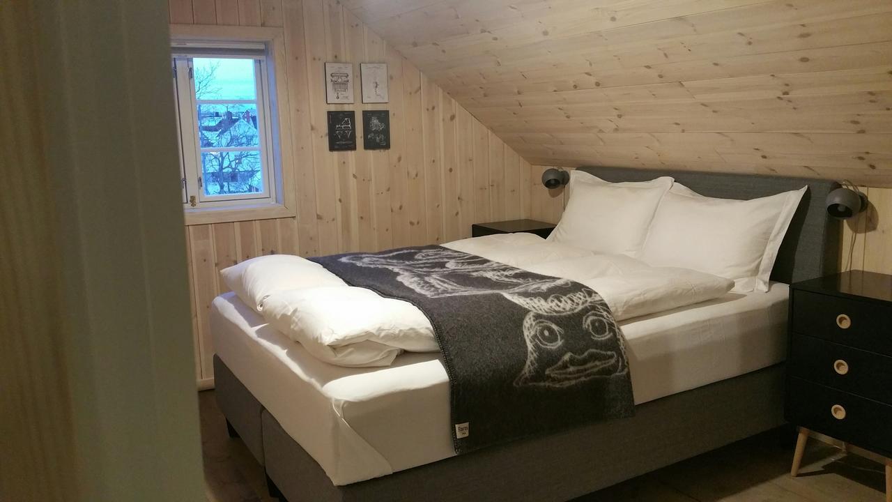 Lysvoldbrygga Bed and Breakfast Henningsvær Eksteriør billede