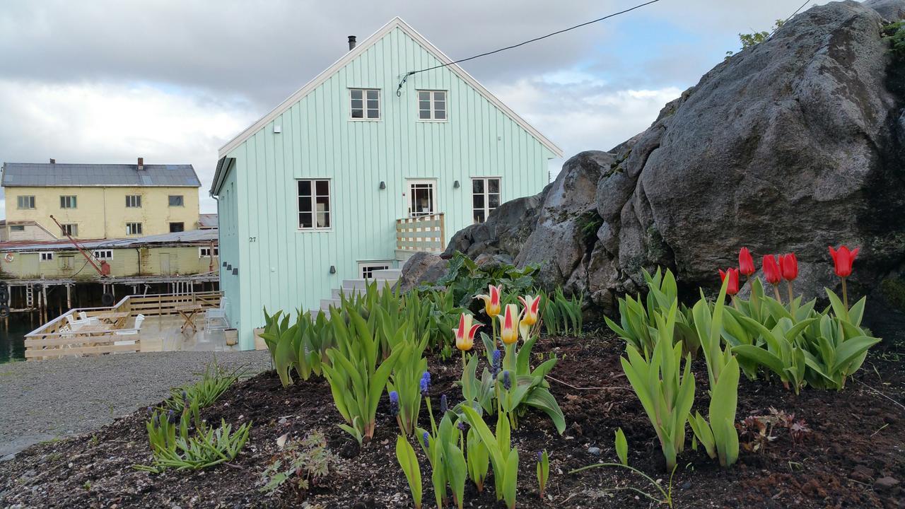 Lysvoldbrygga Bed and Breakfast Henningsvær Eksteriør billede